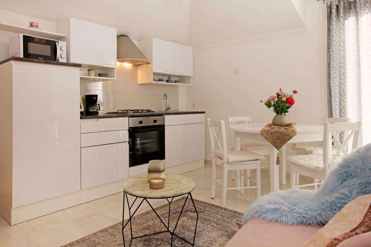 Apartment Ambroz Vela Luka Zewnętrze zdjęcie