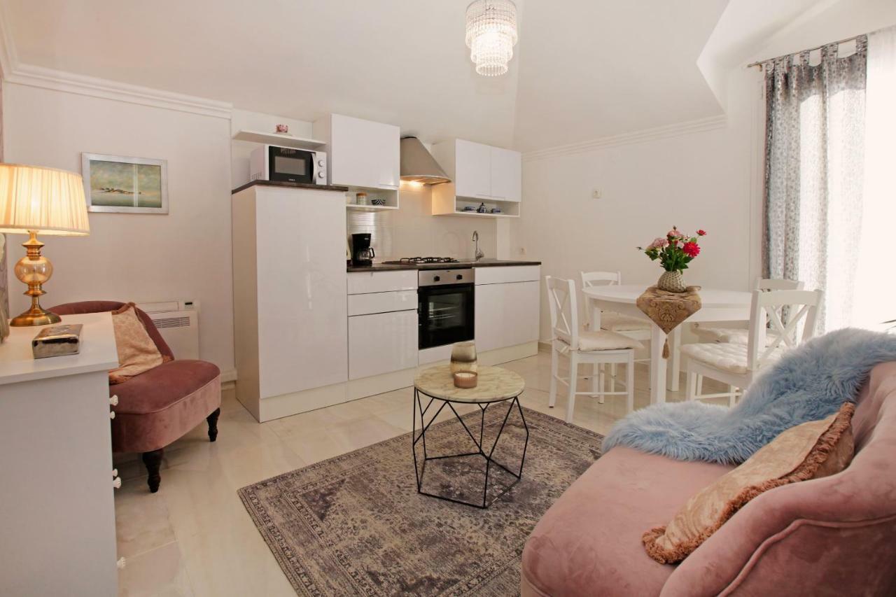 Apartment Ambroz Vela Luka Zewnętrze zdjęcie