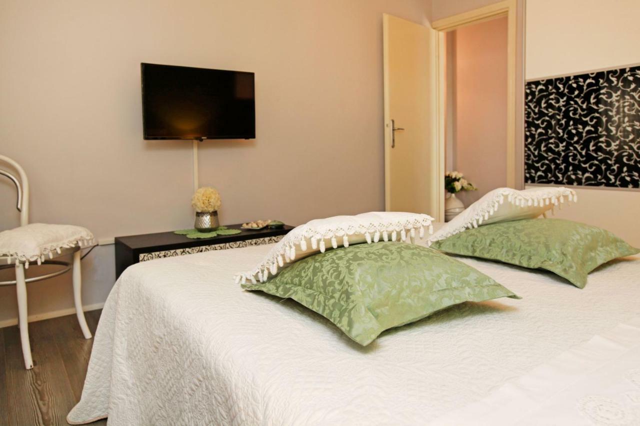 Apartment Ambroz Vela Luka Zewnętrze zdjęcie